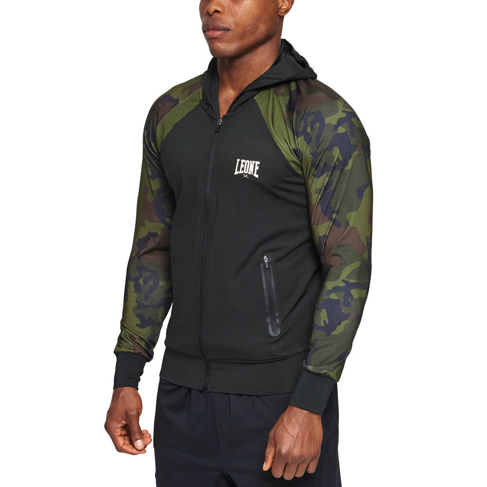 Sportowa bluza z kapturem camo green