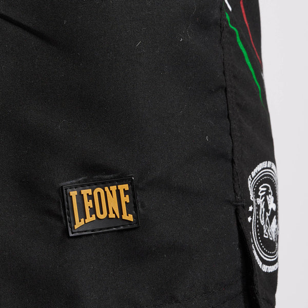 Szorty MMA marki Leone1947 model FLAG