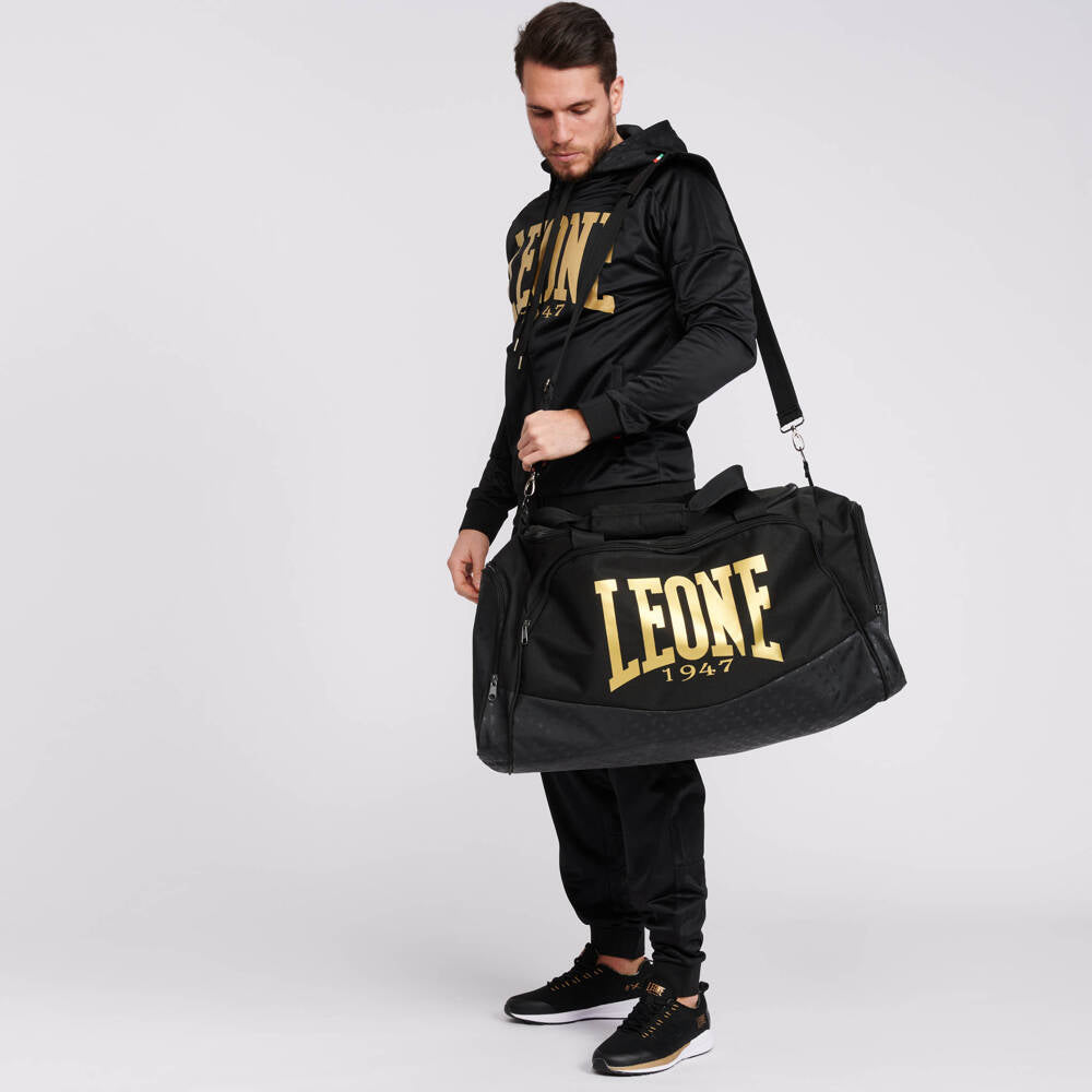 Sportowa torba marki Leone1947 model DNA
